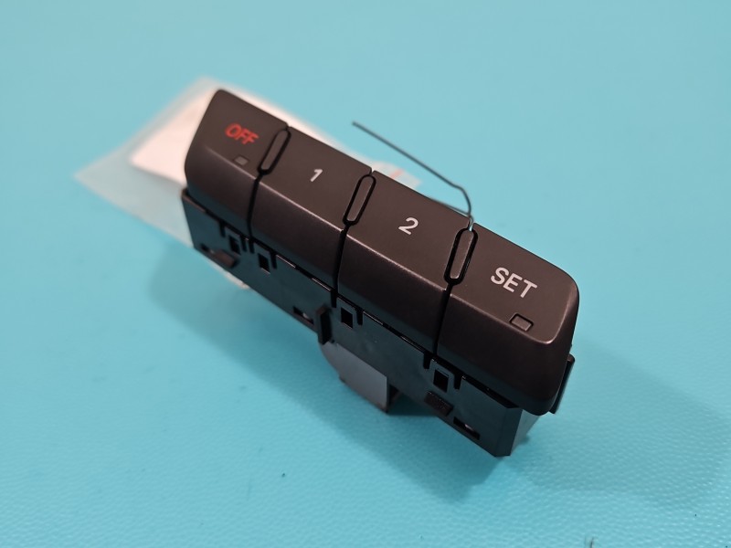 Przełącznik Producent części: Audi, 8 PIN pamięci fotela AUDI Q5 08- 8R0959769A