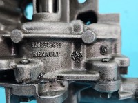 Pompa oleju Nissan X-trail II T31 2.0 dci (M9R1850) 8200345633