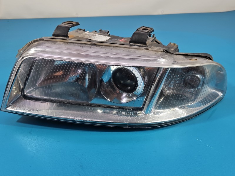 Reflektor lewy lampa przód Audi A4 B5 EUROPA