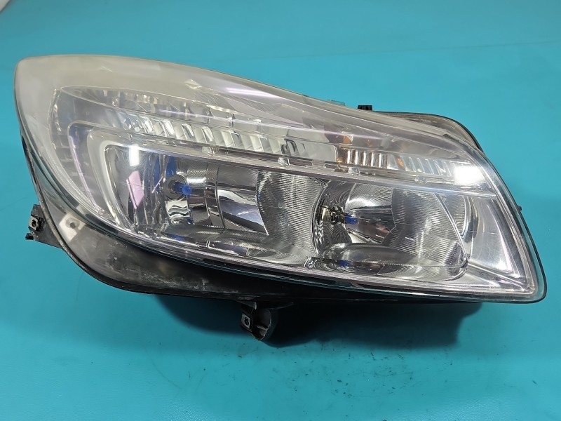 Reflektor prawy lampa przód Opel Insignia A EUROPA 13226783