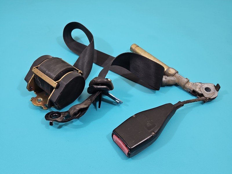 Pas bezpieczeństwa przód prawy pasażera Renault Trafic II