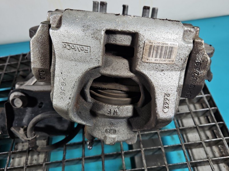 Zacisk przód lewy Ford Fusion USA 2012-2020 2.0 EcoBoost Zacisk przód lewy Ford Fusion USA 2012-2020 2.0 EcoBoost