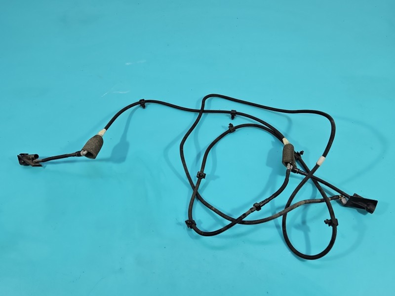 Spryskiwacz maski Ford Focus Mk4