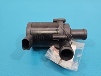 Pompka obiegu wody pompa Skoda Rapid 1.2 TSI CBZA 1K0965561L