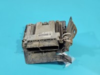 Komputer Sterownik silnika Opel Zafira B 1.9 cdti 0281012549, 55198922