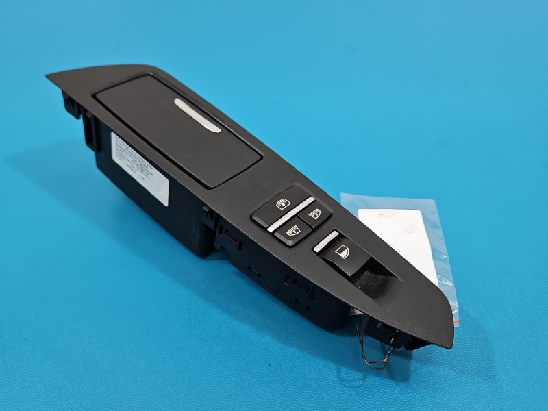 Przełącznik szyb BMW F01 tył prawy EU 9204862