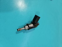 Wtryskiwacz benzyna 06F906036, 0261500014 Vw Passat B6 2.0 FSI 150KM
