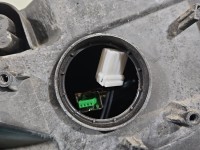 Reflektor prawy lampa przód Skoda Superb III EUROPA