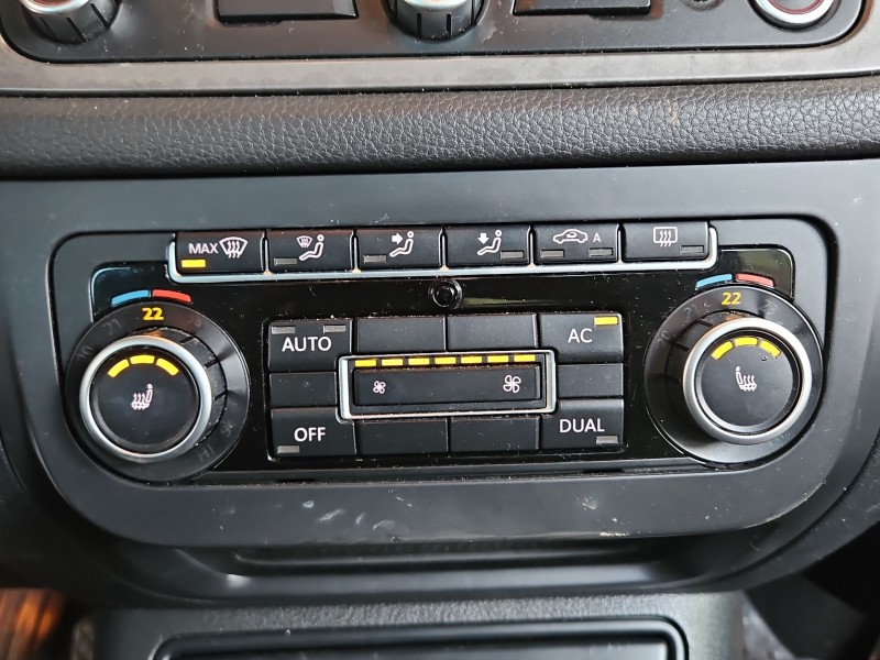 Konsola panel nawiewu Vw Tiguan I 07- 5K0907044BT