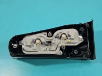 Lampa tył lewa Producent części: FIAT, KLAPY / KOMBI - HATCHBACK / Z LISTWĄ ŻARÓWKOWĄ Fiat Tipo II 15- HB