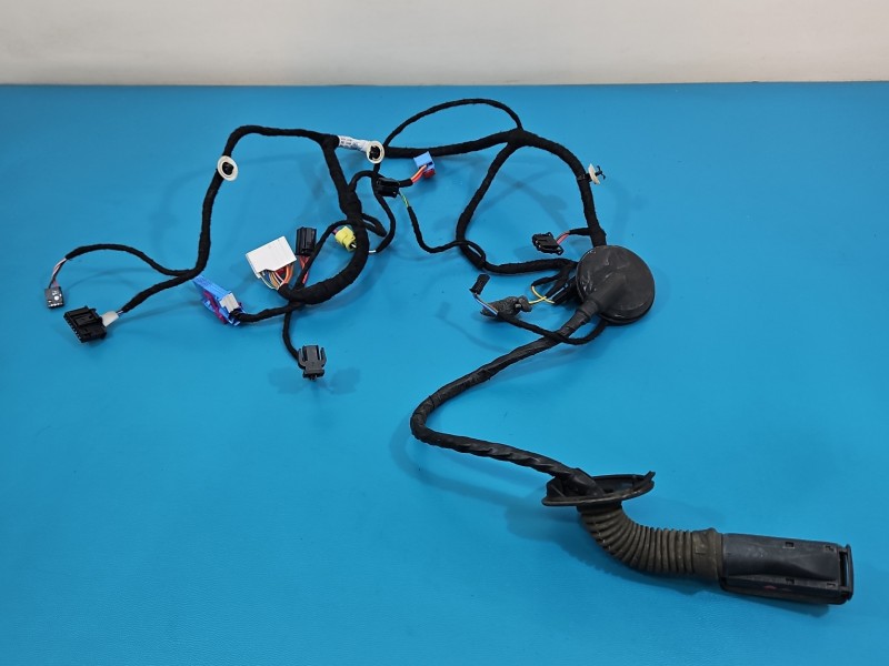 Instalacja Wiązka drzwi przód prawych Skoda Octavia III 5E1971121CB