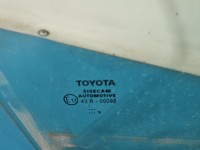 Szyba drzwi przód prawa Toyota Corolla E21 19- sedan
