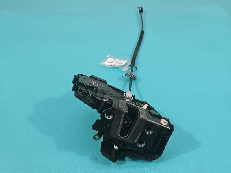 Zamek tył prawy 8V4A-S26412EA, 915359 Ford Kuga Mk1 08-13 Producent części: FORD, 10 PIN