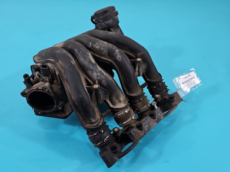 Kolektor ssący Vw Passat B5 06B133210AK, 06B133200D 1.6 8V (ALZ) Kolektor ssący Vw Passat B5 06B133210AK, 06B133200D 1.6 8V (ALZ)