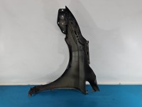 Błotnik przód prawy Toyota Avensis III T27 209