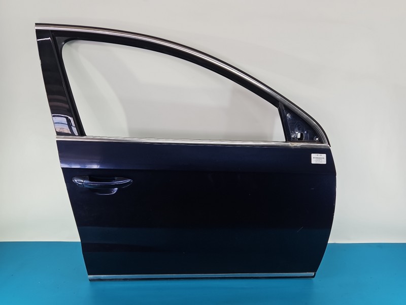 DRZWI PRZÓD PRAWE PASAŻERA Vw Passat B7 5d LH5X