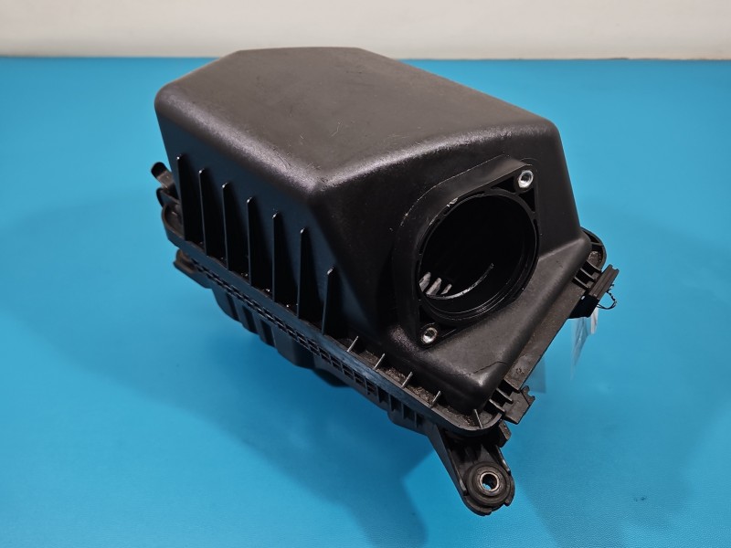 Obudowa filtra powietrza Hyundai I40 28110-3Z300 1.7 crdi (D4fd)