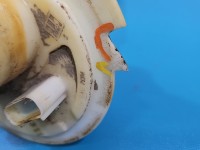 pompka Pompa paliwa Chrysler Voyager IV 3.3 V6 CHRYSLER, uszkodzona obuudowa 4 pin