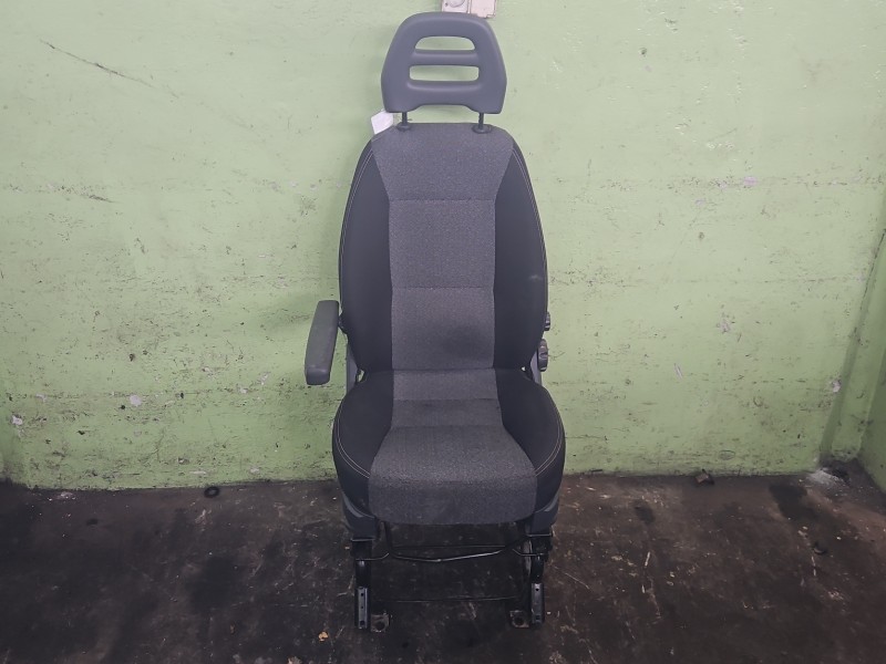 Fotel lewy przód kierowcy Fiat Ducato IV EU 5d Producent części: FIAT, Europejska