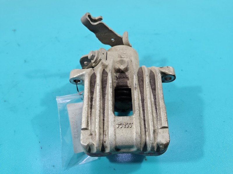 Zacisk tył lewy Skoda Kamiq 1.0 TSI HB