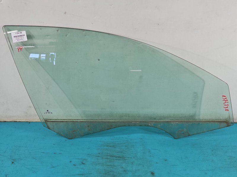 Szyba drzwi przód prawa Skoda Superb II kombi