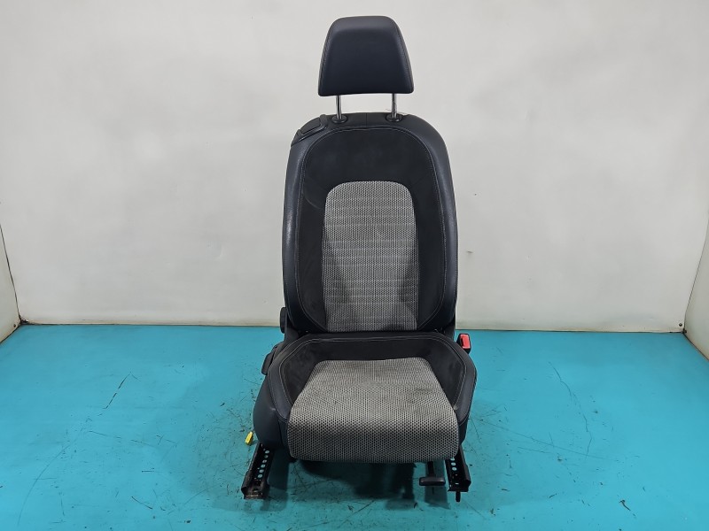 Fotel prawy przód pasażera Vw Scirocco III 08- 3d EUROPA