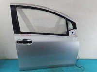 Drzwi przód prawe Toyota Yaris II 5d srebrny 1E7