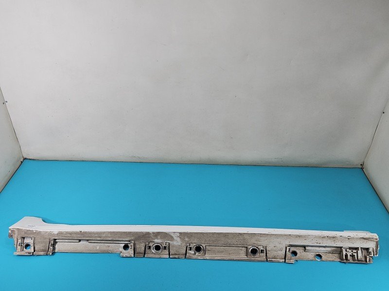 Listwa progowa prawa PRÓG NAKŁADKA Toyota Corolla E21 19-