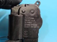 Zamek przód lewy AUDI A6 C7 EUROPA Producent części: Audi, 6pin 8J1837015D