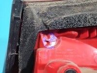 Lampa tył lewa TOYOTA, Uszkodzone jedno mocowanie. Urwane kołki Toyota Rav4 III 05- HB