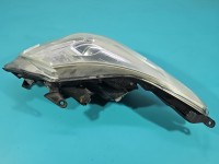 Reflektor prawy lampa przód Toyota Avensis III T27 EUROPA