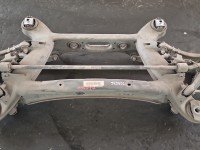 Tylna belka oś tył Mercedes W213 2.0 CDI