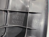 Osłona ZAŚLEPKA PLASTIK PROGU TYŁ LEWY Toyota Yaris IV 67918-K0030