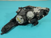 Reflektor prawy lampa przód Toyota Avensis III T27 EUROPA