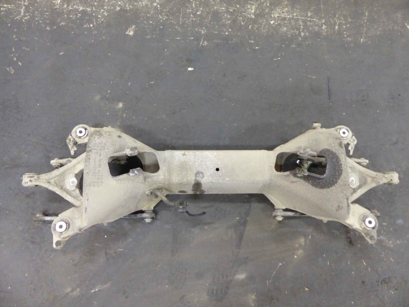 Tylna belka oś tył Peugeot 508 I 10-18 1.6 hdi