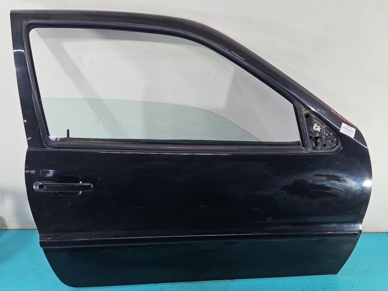 DRZWI PRZÓD PRAWE PASAŻERA Vw Polo III 6N 3d czarny LC9Z