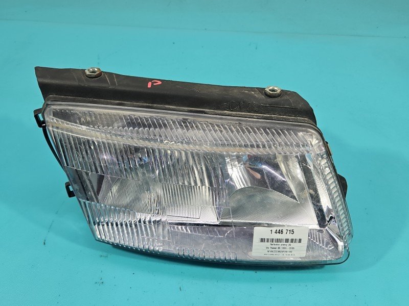 Reflektor prawy lampa przód Vw Passat B5 EUROPA Reflektor prawy lampa przód Vw Passat B5 EUROPA