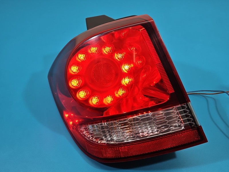 Lampa tył lewa Fiat Freemont HB W BŁOTNIK LED EUROPA