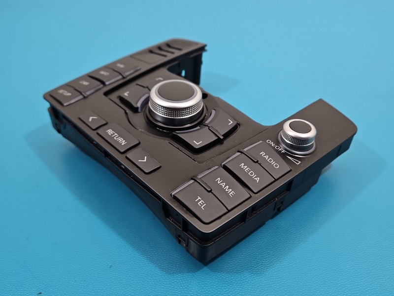 Przełącznik radia nawigacji panel AUDI Q7 I 4L 4L0919610, 4L0910609