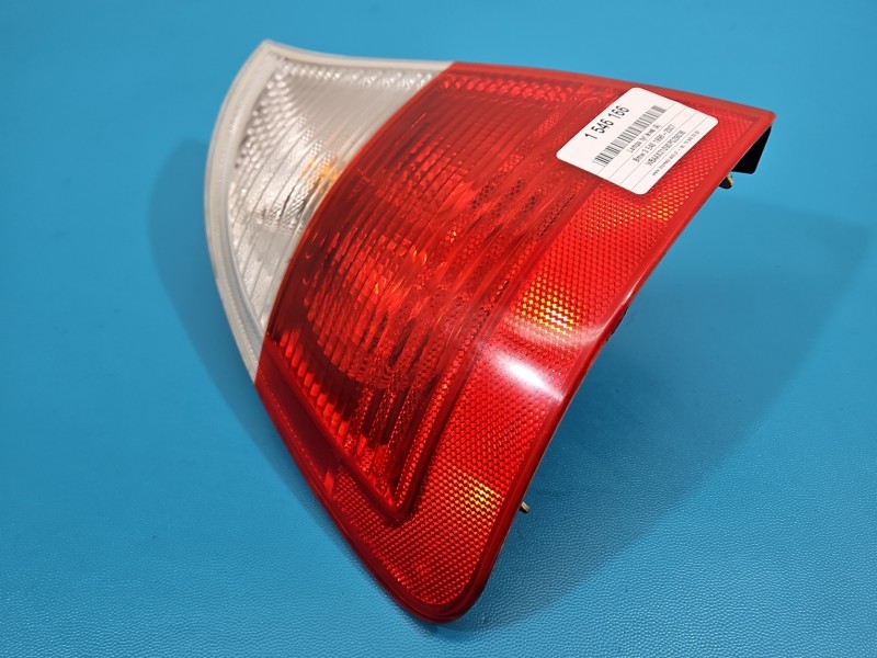 Lampa tył lewa Bmw e46 kombi Producent części: BMW EUROPA