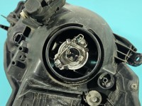 Reflektor lewy lampa przód Toyota Yaris III EUROPA