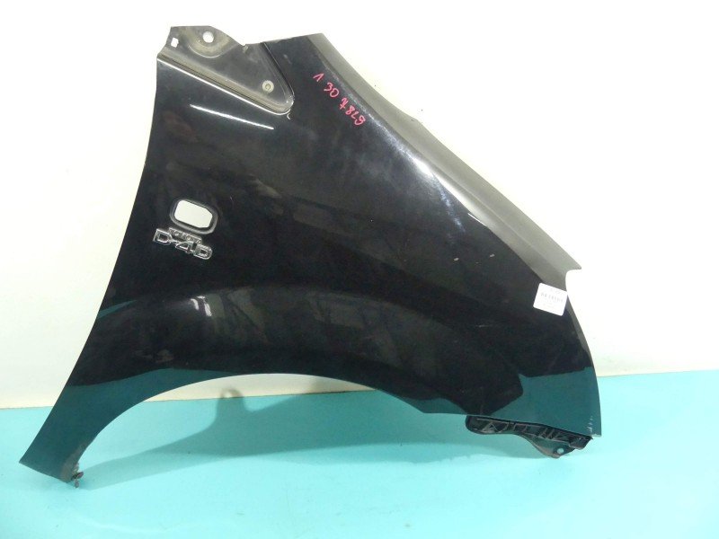 Błotnik przód prawy Toyota Corolla Verso II czarny 209