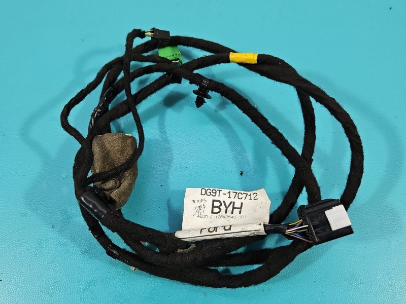 Wiązka instalacja Producent części: FORD, DG9T-17C712, lusterka wewnętrznego wraz z kamerą Ford Mondeo Mk5 DG9T-17C712 Wiązka instalacja Producent części: FORD, DG9T-17C712, lusterka wewnętrznego wraz z kamerą Ford Mondeo Mk5 DG9T-17C712