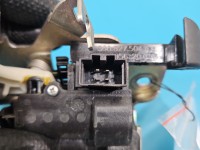 Zamek klapy tył 3G0827503A Audi A4 B9 sedan Producent części: Audi, Europejska