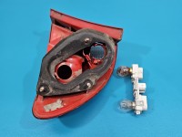 Lampa tył lewa klapy Toyota Avensis I T22 kombi EUROPA