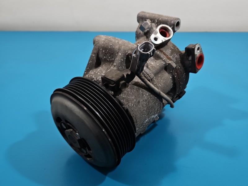 Sprężarka klimatyzacji kompresor 447260-4201 Toyota Yaris III 1.0 vvti (1KR)