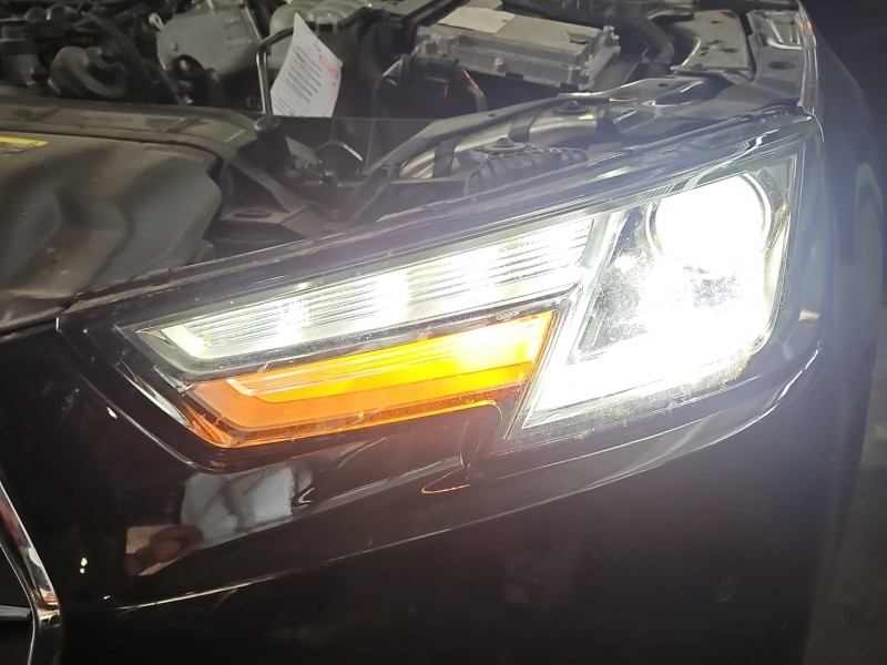 Reflektor lewy lampa przód Audi A4 B9 EUROPA 8W0941005