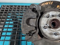 Zacisk przód lewy Toyota Avensis II T25 2.0 d4d