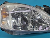 Reflektor prawy lampa przód Opel Corsa C EUROPA