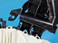 Zamek przód prawy Mercedes W204 EUROPA 4pin A2047232808